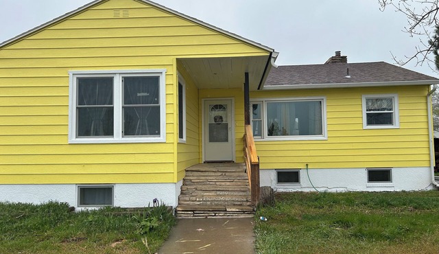 A newly renovated home full of fun games for the entire family to enjoy.