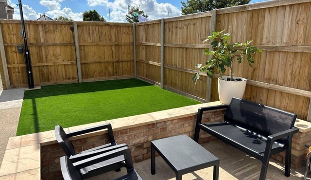 A newly renovated holiday home, perfect for exploring the Suffolk coastline!