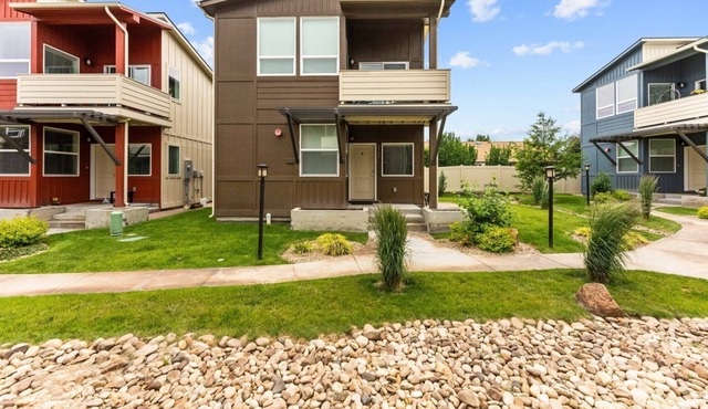 A park-like setting in this BRAND NEW build near the river