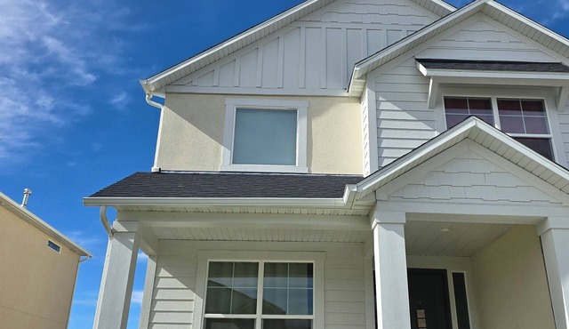 A peaceful abode with adventure and entertainment nearby!