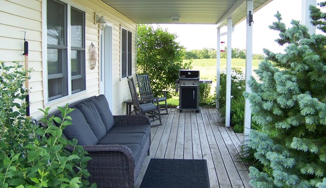 A Peaceful Cottage Near Viroqua; Nearby Fly Fishing and Beautiful Views
