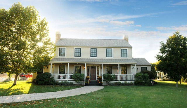 A Peaceful Farm Style Retreat in the Midst of Wine Country 30% discount 2/28-3/3
