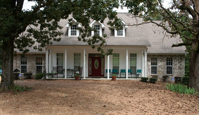 A Peaceful Retreat Close to Sardis Lake & Oxford - Stay and Relax!