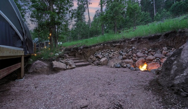 A Peaceful Winter Glamping Hideaway