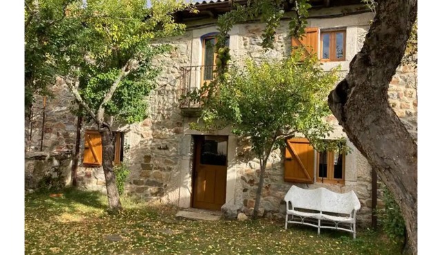 A perfect refuge in the middle of nature