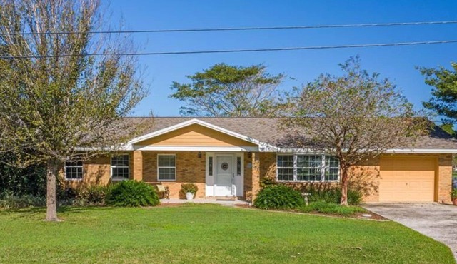 A perfect place in Central Florida for boating, fishing, or a relaxing vacation!