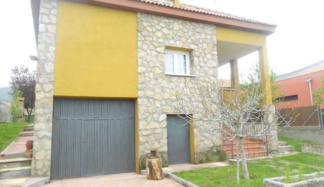 A place from which to enjoy nature, gastronomy, art, history .