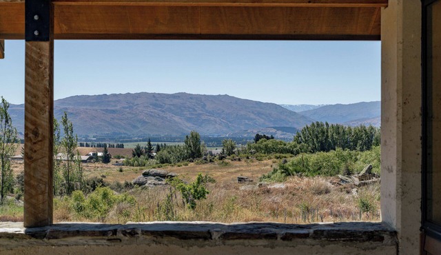 A Place in Thyme - Alexandra Holiday Home