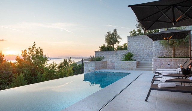A place to relax 5- min from beautiful beaches of Croatia