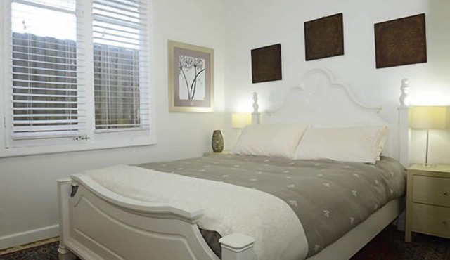 A Place To Stay - The Stables @ Smith St