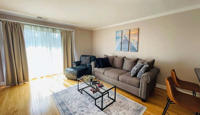 A place you call home in Elkins Park -30 days min