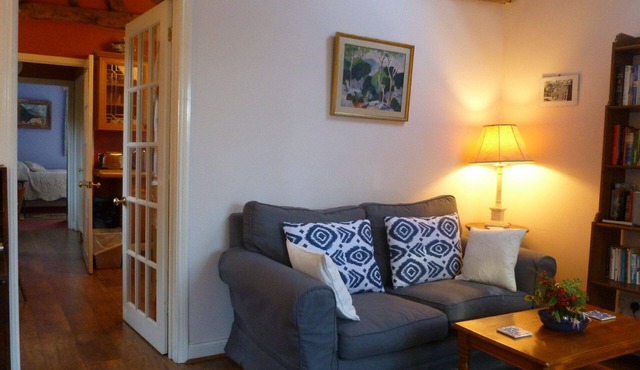 A Pretty Cottage in a Small Village Near Oxford and the Cotswolds