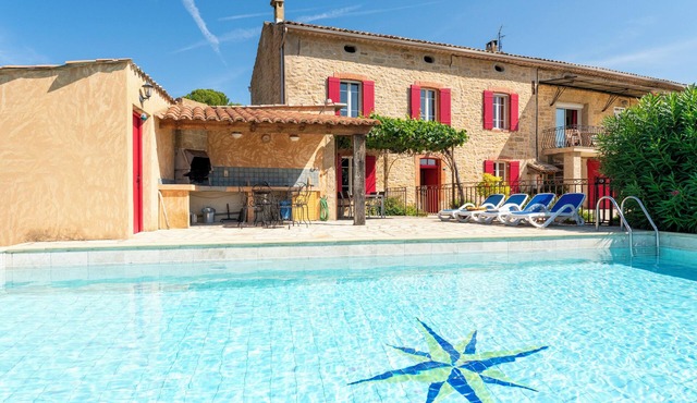 A Provencal Getaway in the Heart of the Vineyards, in Vaison-la-Romaine