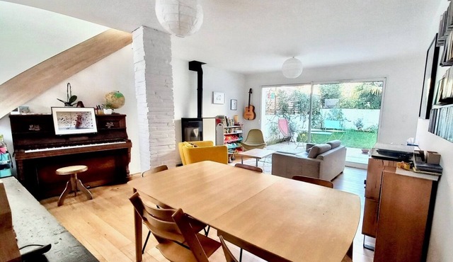 A proximité du centre-ville de Toulouse, Maison familiale avec jardin