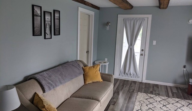 A quaint stay in wine country!