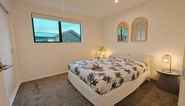 A Quiet Modern/Brand New Gem