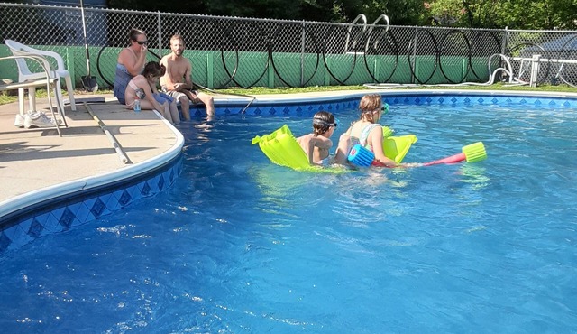 A Quiet Private Home With All Your Needs Fulfilled. Fun Year-round Destination