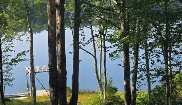 A Quiet, Private Lakefront Cottage, "SHAPODY REST", Near Digby, Nova Scotia