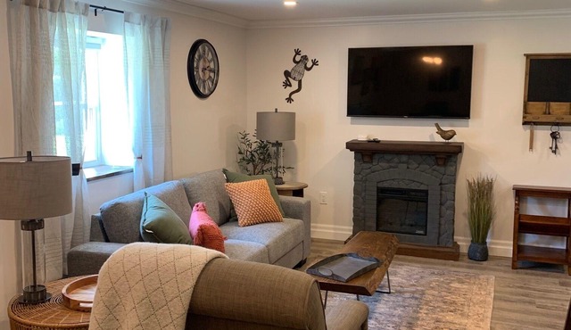 A quiet retreat, conveniently located near the historic part of Trinity!