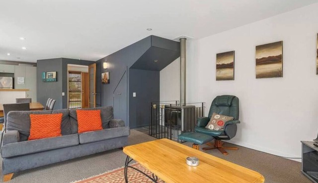 A relaxing Alpine Haven close to the Lake