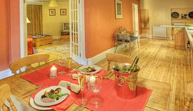 A romantic country house escape