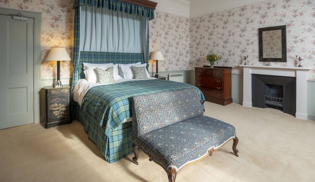 A Romantic Scottish Castle retreat for two people