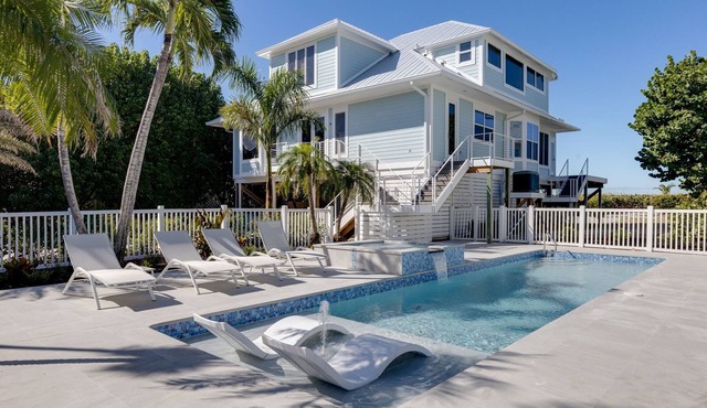 A Saba Wind North- Oceanfront Estate with Pool on Captiva Island!