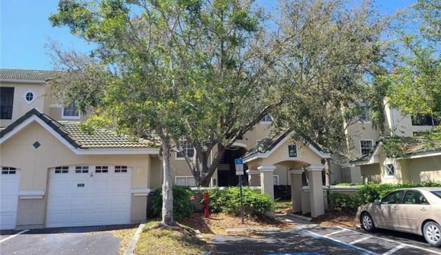 A+ Sarasota Condo/sleeps 4- Close to Siesta Key Beach