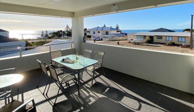 A Sea Dream - Coastal Views - Port Hughes