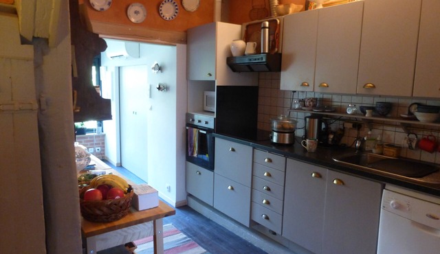 A secret garden in the heart of Dijon, 10 minutes from the Burgundy countryside