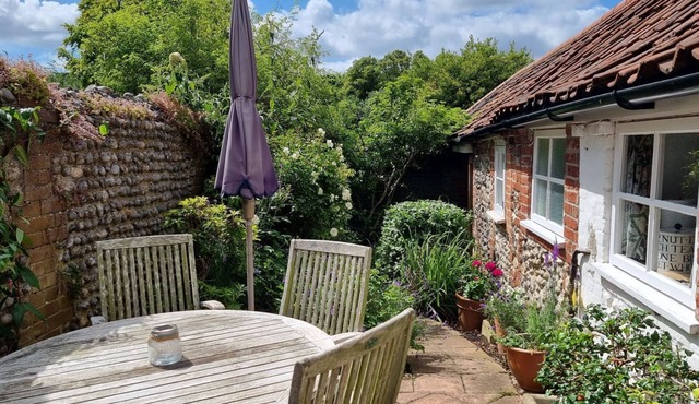 A self catering cottage that sleeps 4 guests in 2 bedrooms