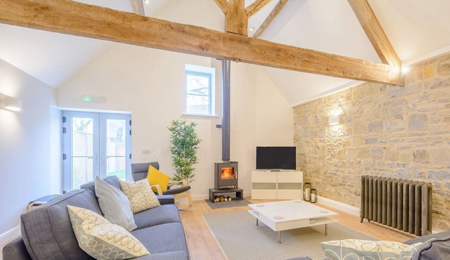 A semi-detached barn conversion ideally located in a beautiful part of Somerset.
