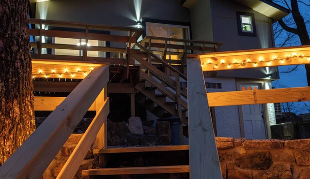 A Serene Retreat with Rustic Elegance within the Appalachians