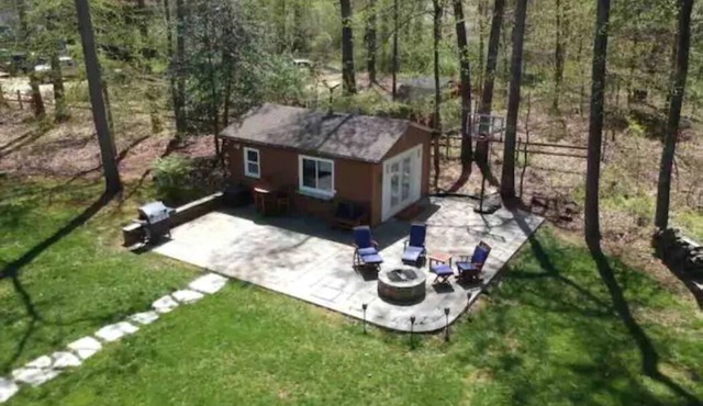 A Serene Tiny Home Experience