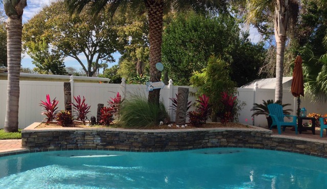 A Shore Thing! Special Rates! Private Heated Salt Pool, 4KTVs! Walk to Beach!