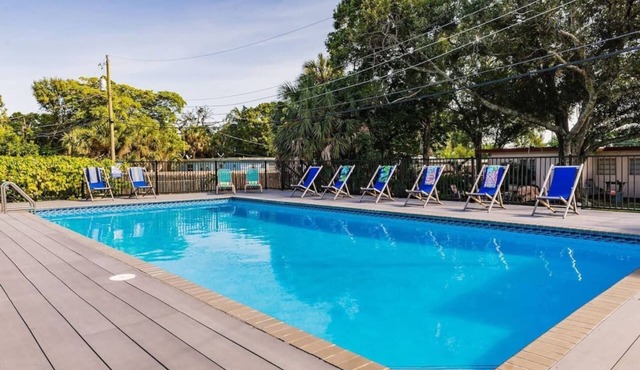 #A Small Studio with Private Patio & Shared Pool