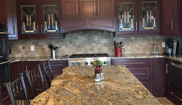 A spacious 6,000 sq. ft. serene lodge setting. Sleeps up to 12