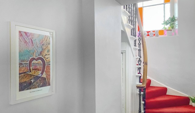 A spacious house in an ideal location, across the road from the beach.