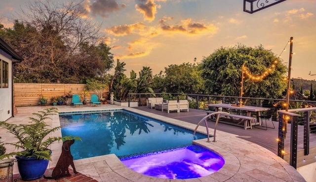 A spacious Oceanside compound with pool, jacuzzui guest house and so much more!