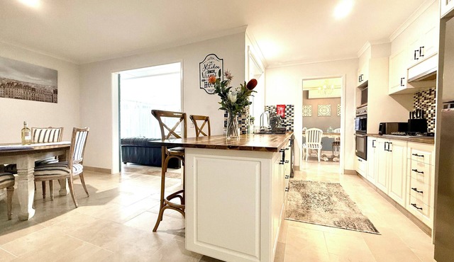 A spacious Southern Highlands retreat in Welby with alfresco BBQ area