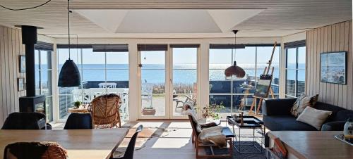 A Sparkling Sea View And Waves In Juelsminde