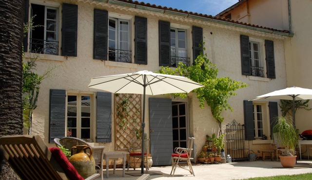 A stone's throw from Cabasson beach ... and Fort de Brégançon