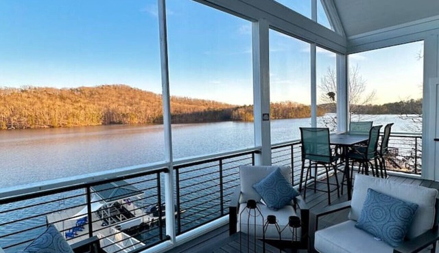 A Stones Throw ! Truly Lake Front at Badin Lake!