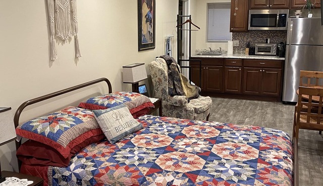 A Studio Apt in Willow Grove Park