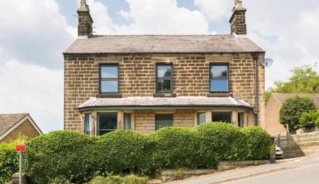 A stunning rustic period house full of period features with amazing views of Riber castle and the...