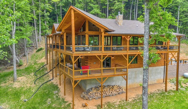 A Stylish Cabin Stocked with Games | Fun for All Ages | Mountain Dreams