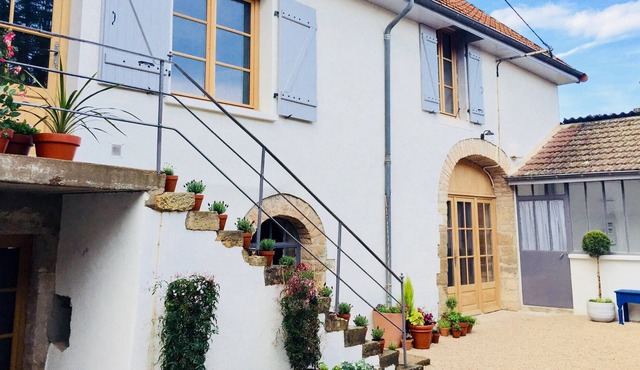 A stylish home featuring a terrace with stunning 180 degree views over the vines