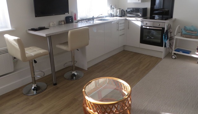 A Superb Studio Apartment ideally situated for touring the Heart of England