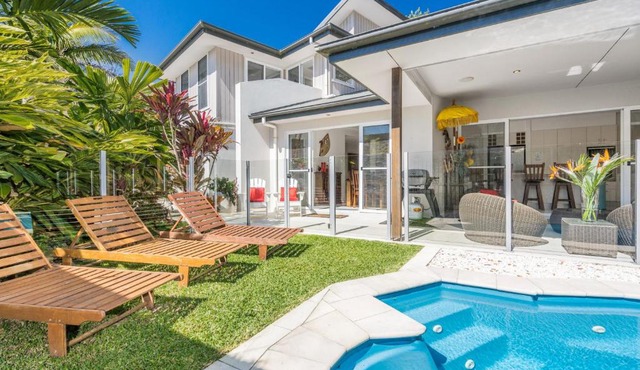 A SWEET ESCAPE - Serenity on Sallywattle