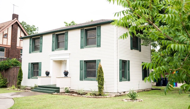 A Tasteful Historic 4 Bedroom Home